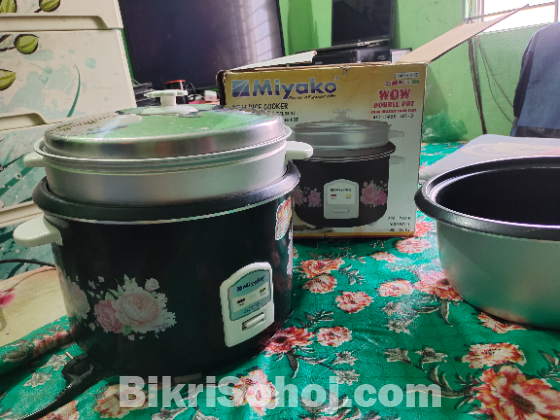 Rice cooker 4.6 litre